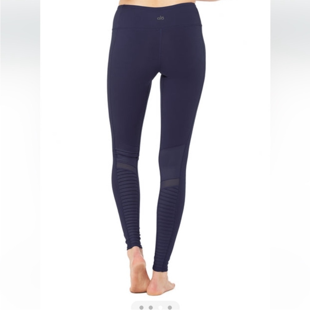 ALO Yoga Deep Blue Leggings